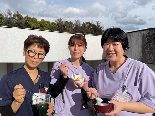佐々木 みさえ・東田 ひろみ・岡田 慶子